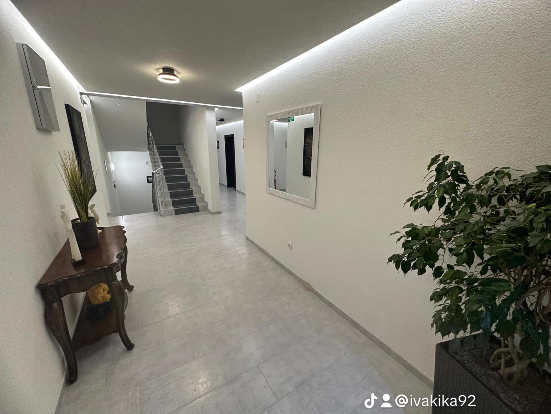 China Town Prenociste Hotel Beograd Ngoại thất bức ảnh