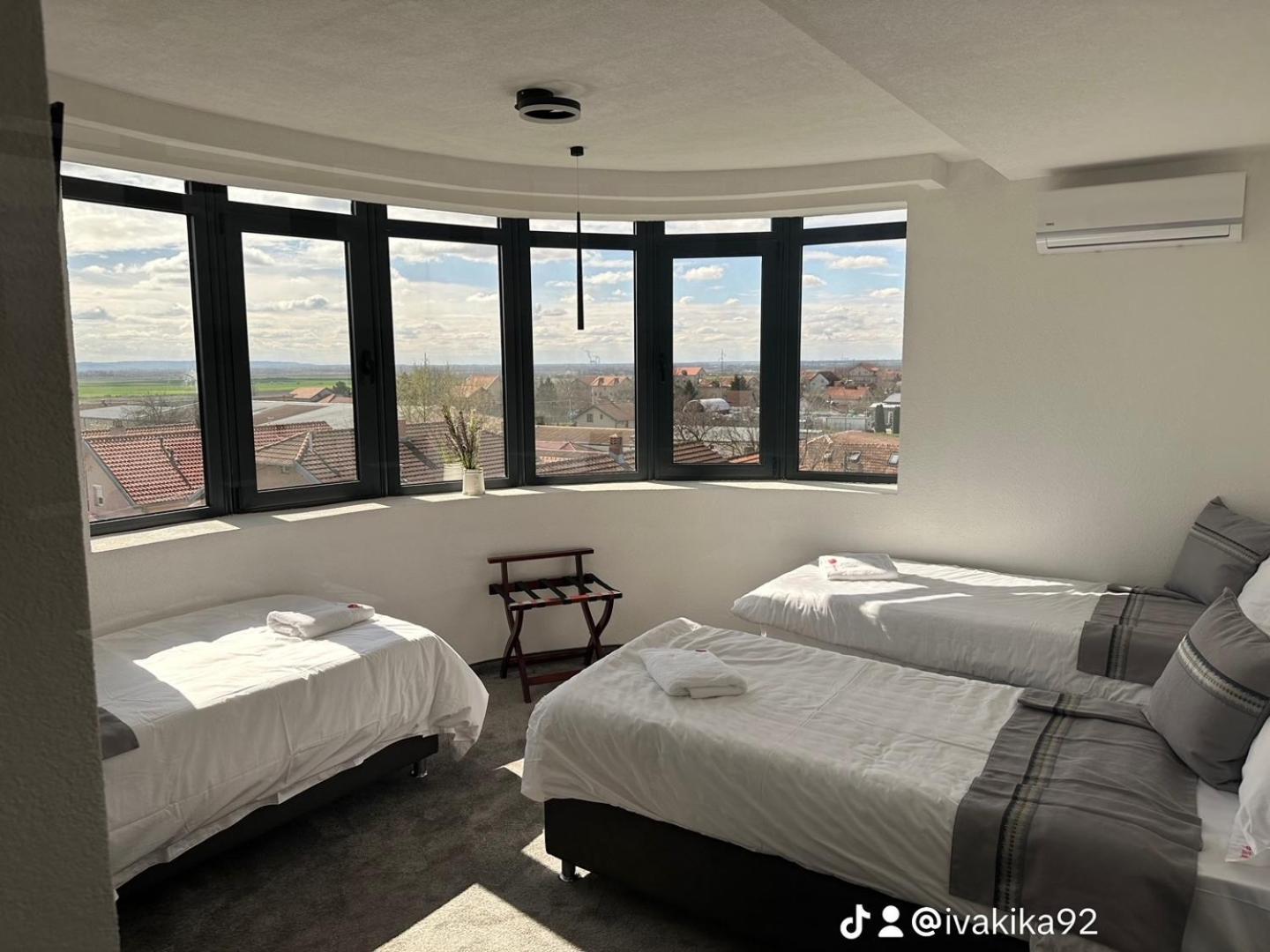 China Town Prenociste Hotel Beograd Ngoại thất bức ảnh