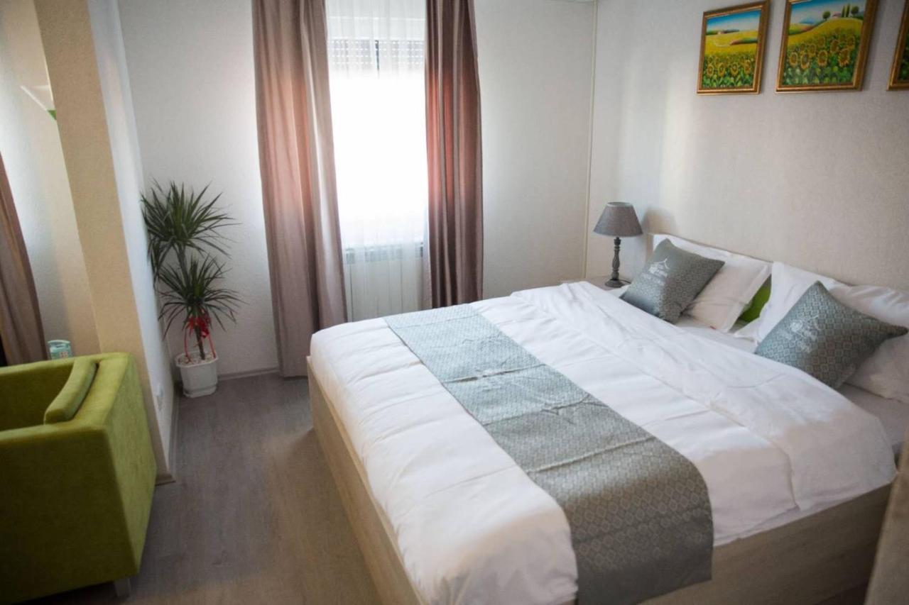 China Town Prenociste Hotel Beograd Ngoại thất bức ảnh