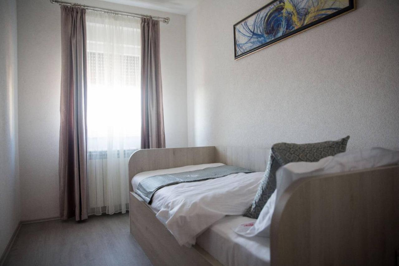 China Town Prenociste Hotel Beograd Ngoại thất bức ảnh